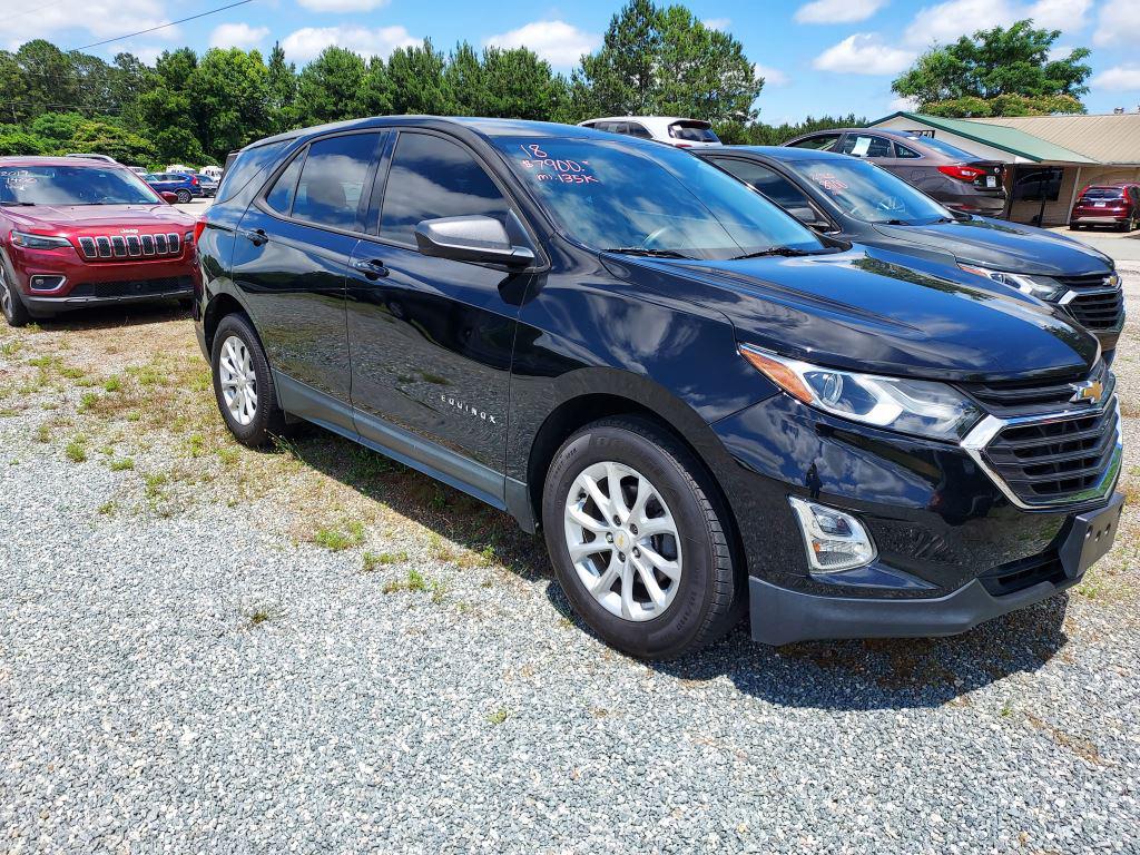 2018 Chevrolet Equinox LS's photo