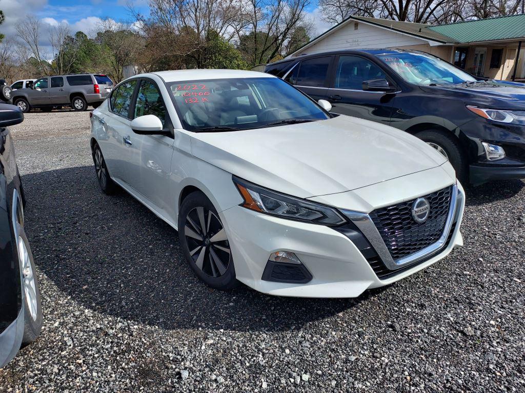 2022 Nissan Altima SV