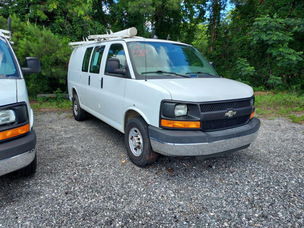 2014 Chevrolet Express's photo
